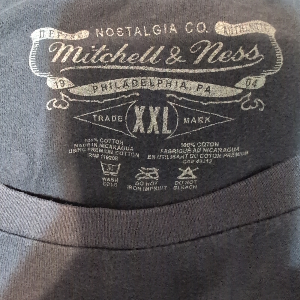 Mitchell & Ness Black Houston Rockets Graphic T-Shirt - Picture 5 of 6